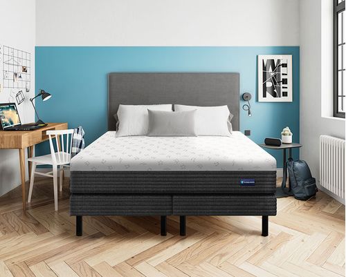 Sommier y Colchón Freestyle en Caja Queen (160x200 cm) de Espuma